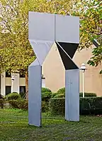 Doppelfaltung 1989, Stahl verzinkt, Hochschulcampus Unna