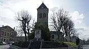 Kirche St. Martin und Kriegerdenkmal