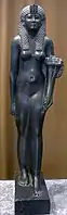 Statue im ägyptischen Stil, Kleopatra zugeordnet