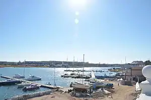 Boote in der Kasatschja-Bucht