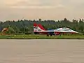 MiG-29 Fulcrum-B der Strischi mit Bremsschirm (2009)
