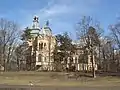 Datsche des Generals Alexander Iwanowitsch Tschernow (1889–1893 mit A. I. Kusnezow und G. I. Ljuzedarski), Oktjabrskaja Nabereschnaja 72, St. Petersburg