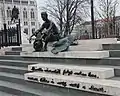 Statue von Attila József.