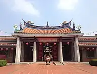 Liudui-Zhongyi-Pavillon