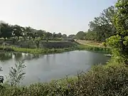Long-Houfeng-Teich (龍喉鳳,  Lóng Hóufèng) im alten Hafen