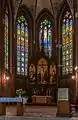 Altar und Chorfenster