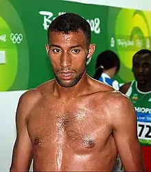 Youssef BabaRang neun in 3:42,12 min