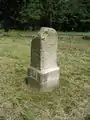 Überarbeiteter Ganzmeilenstein im OT Nennigmühle