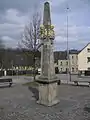 Distanzsäule (1727)