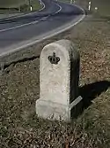 Halbmeilenstein an der B 173 im OT Buchwald