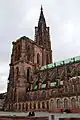 Straßburger Münster: unvollendete Zweiturmfassade durch Glocken-geschoss zwischen den Turmstümpfen abgewandelt zu einem Westbau mit waagerechtem Abschluss, dann neu geplanter Nordturm (neu geplanter Südturm nicht ausgeführt)