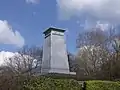 Blick 2015 von der Südseite hoch zum Denkmal