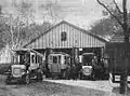 Das Depot der Parkbahn in Schwachhausen, rechts im Bild die Wartehalle