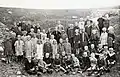 Schüler und Lehrer an der Volksschule Günthers 1927