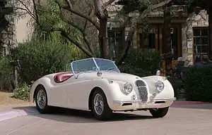 Ein Jaguar XK 120 Cabrio (2014)