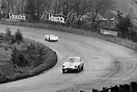 1000-km-Rennen auf dem Nürburgring 1962; hinten der von Chris Lawrence gemeldete Elva MK.VI