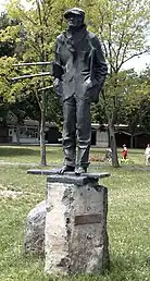 Foto um 1912, Bronzestatue am Hafen von Badacsony