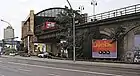 Ansicht von Westen mit S-Bahn-Zug der BR 485, 1998