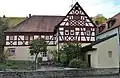 Das Fachwerkhaus im Ort