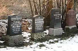 Gräberreihe,