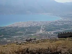 Blick von Akrokorinth auf Korinth