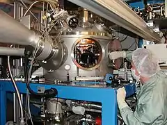 Targetkammer des Z6-Experimentierplatzes (UNILAC) für Ionen- und Laserstrahlexperimente.