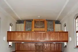Empore mit Orgel