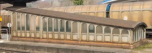 Bahnsteigzugang (Mittelbahnsteig)