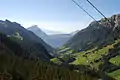 Blick auf das Riemenstaldertal von der Luftseilbahn Chäppeliberg–Gitschen