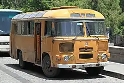 Ein PAZ-672 im Betrieb in Jerewan (2014)
