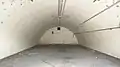Inneres eines Bunkers, hier lagerte einst die atomare Munition