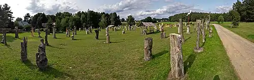 Holzskulpturenwiese (2017)