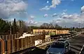 Bau der Behelfsbrücke zwischen Bundesstraße und Stadtbahn (2018)
