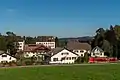 Blick zum Dorfzentrum