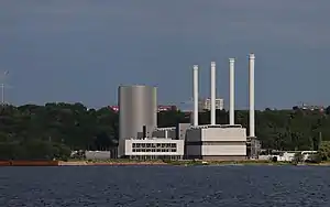 Blick auf das Küstenkraftwerk