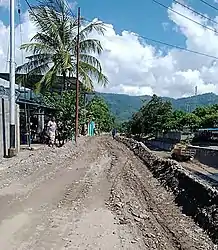 Am Flussbett des Maloa in Matua