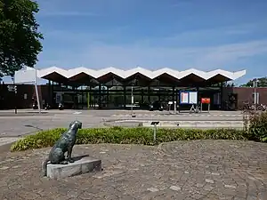 Das Bahnhofsgebäude (2022)