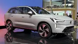 Volvo EX90 auf der Shanghai Auto Show 2023