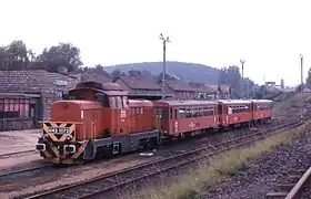 Eine M43 mit Beiwagen der Triebwagenreihe Bzmot im Jahr 1996