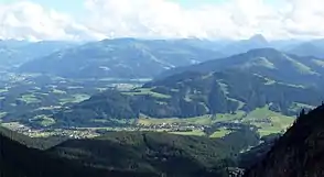 Blick von der Gruttenhütte am Kaiser in das Sölllandl südwärts