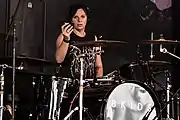 Schlagzeugerin Emma McLellan, 2018