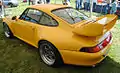 Porsche 911 GT2 mit serienmäßigen Kotflügelverbreiterungen