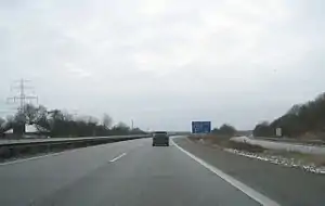Am Kreuz Hamburg-Ost erreicht die BAB 1 das Gebiet der Hansestadt