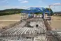 Bewehrung Fahrbahnplatte und Schalwagen, Juli 2008