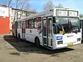 Mercedes-Benz O 405 G mit gummi-gefassten Scheiben in Omsk