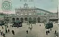 Bahnhof Lille mit zahlreichen Straßenbahnen, darunter jene der Linie C, Stromversorgung über Mittelstromschiene