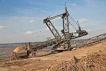 Bagger 290 in Hambach beim Tiefschnitt