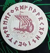 Getränkeuntersetzer mit älterem Futhark