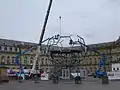 Stützkonstruktion des Fußball-Globus(hier zu sehen beim Abbau in Stuttgart)