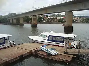 Aberdeen Creek mit der Aberdeenbrücke
